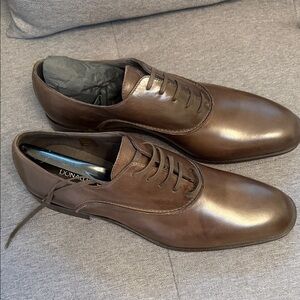 Donald J Pliner Italian made Men's Brown Leather Dress Shoes